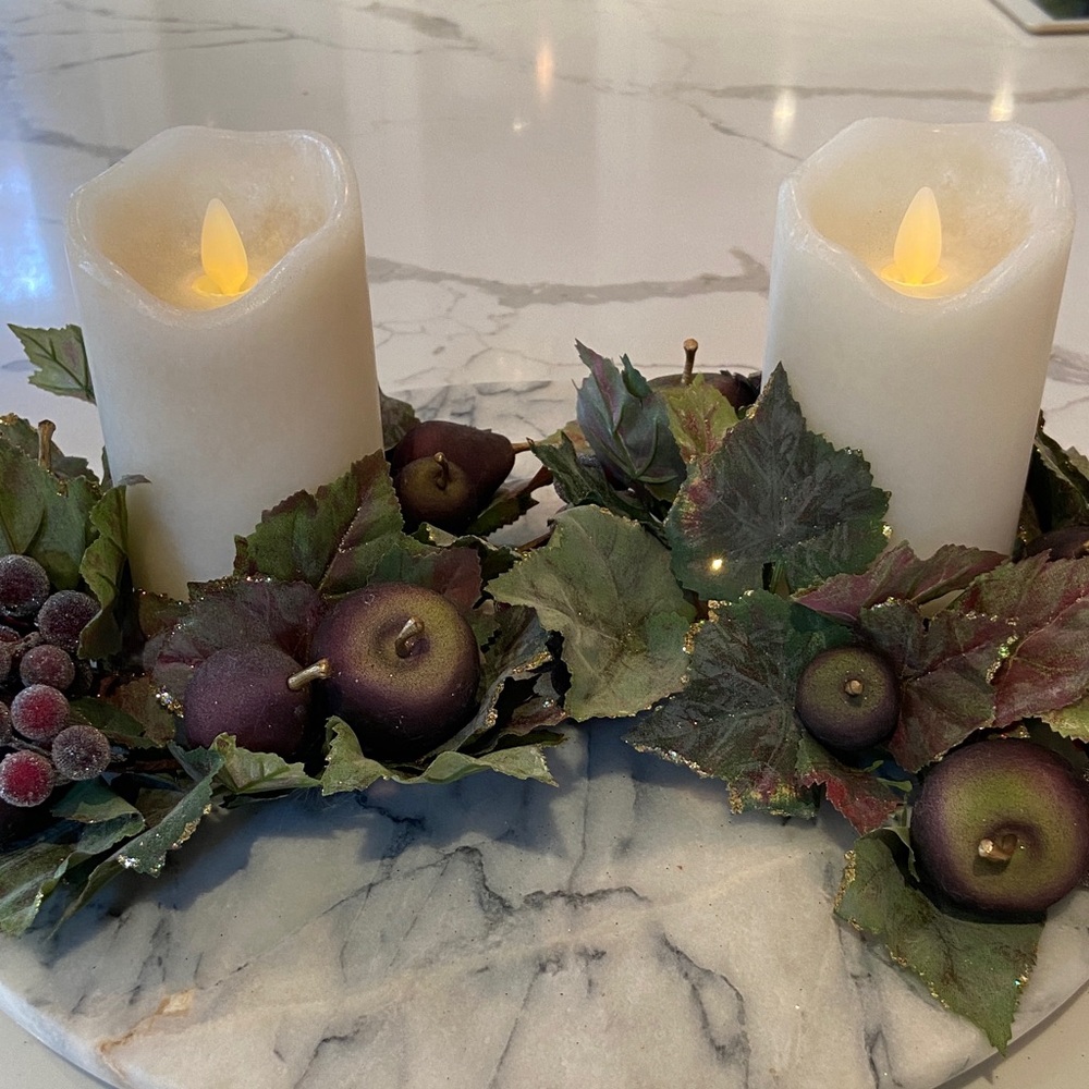 Elegant Candle Rings with Faux Fruit Accents and Flickering Flameless Candles